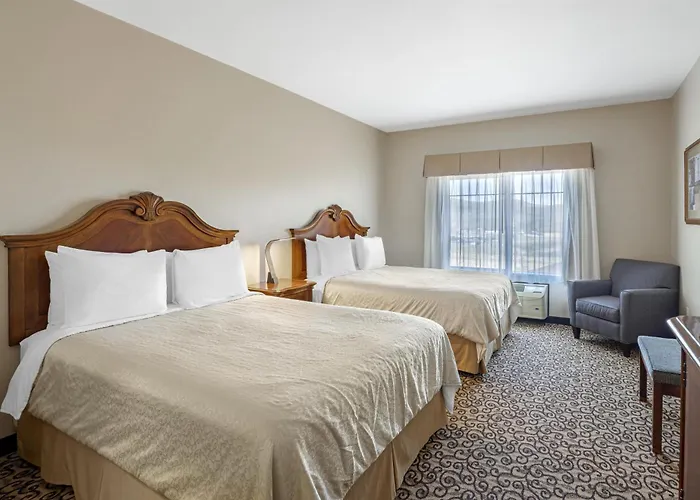 Western Fossil Country & Hotel Kemmerer