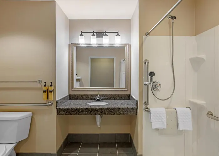 Western Fossil Country & Hotel 3*