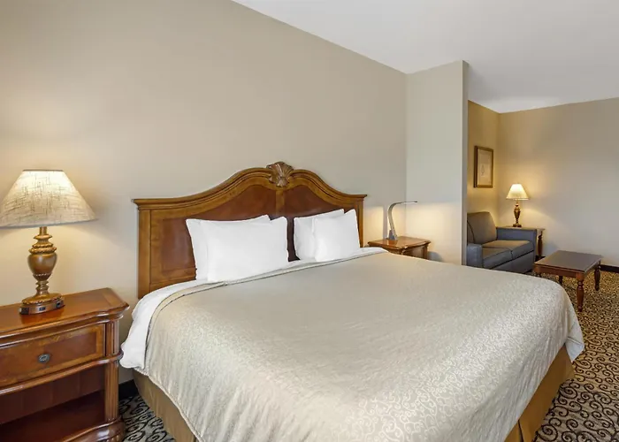 Western Fossil Country & Hotel Kemmerer