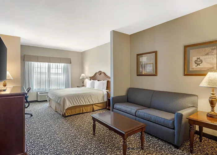 Western Fossil Country & Hotel Kemmerer
