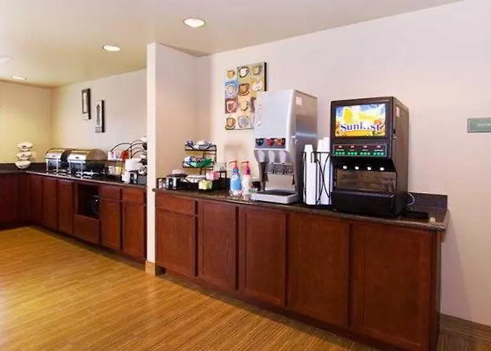Western Fossil Country & Hotel 3*