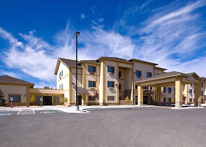 Western Fossil Country & Hotel Kemmerer